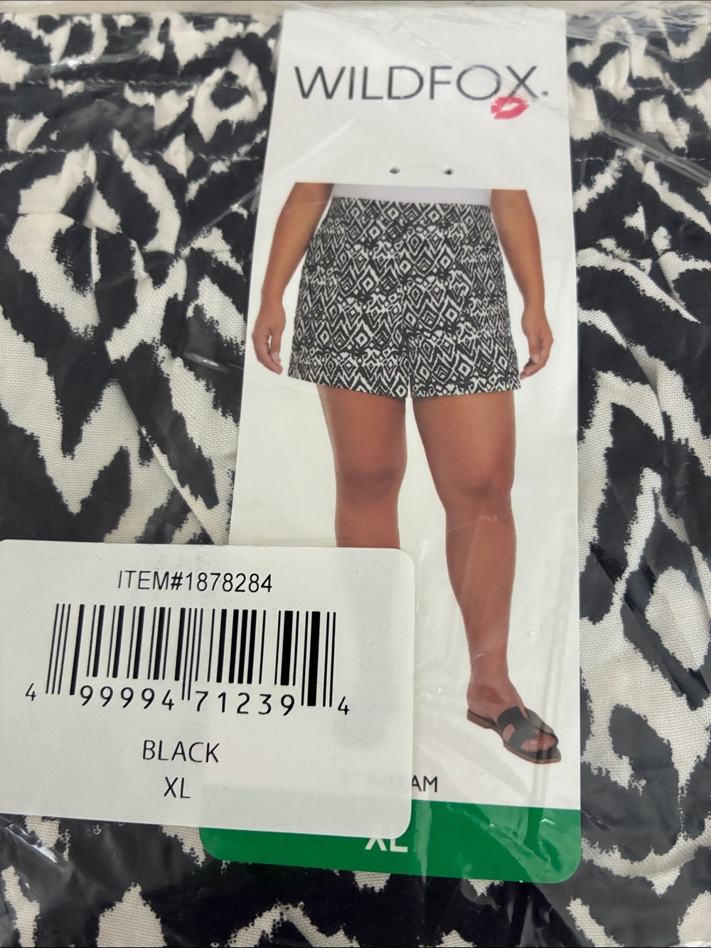 Wildfox Black & White Geometric Print Shorts